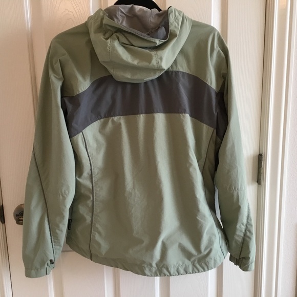 Columbia Packable nylon sage jacket with hood - Picture 5 of 11